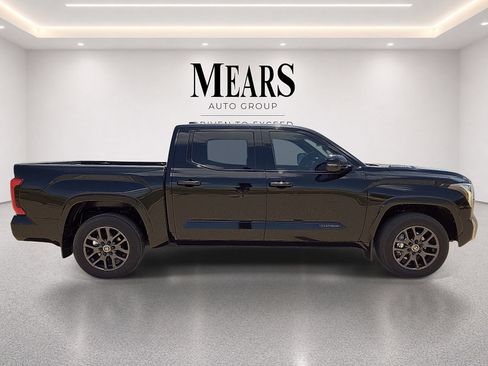 Used 2024 Toyota Tundra Platinum AWD/4WD image 6