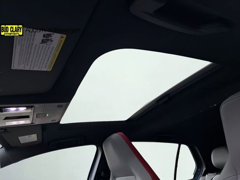 New 2026 Volkswagen GTI SE FWD image 38