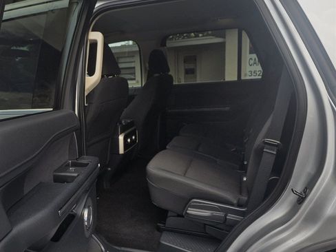 Used 2022 Ford Expedition XL AWD/4WD image 35