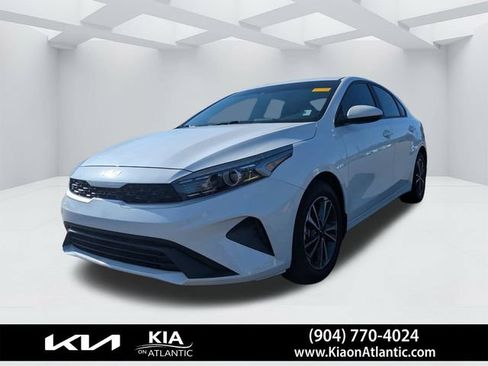 Used 2024 Kia Forte LXS FWD image 7