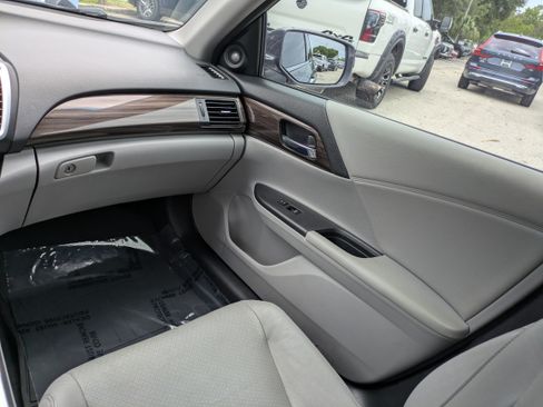 Used 2017 Honda Accord EX-L image 14