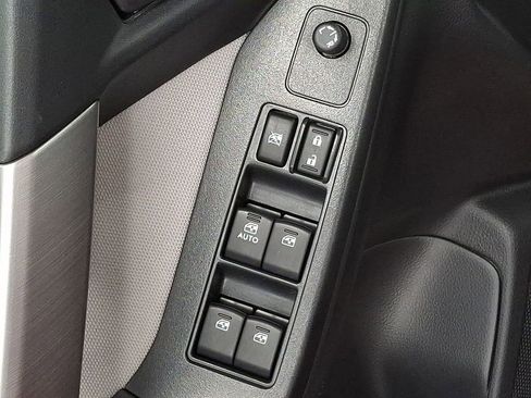 Used 2016 Subaru Forester 2.5i Premium image 23