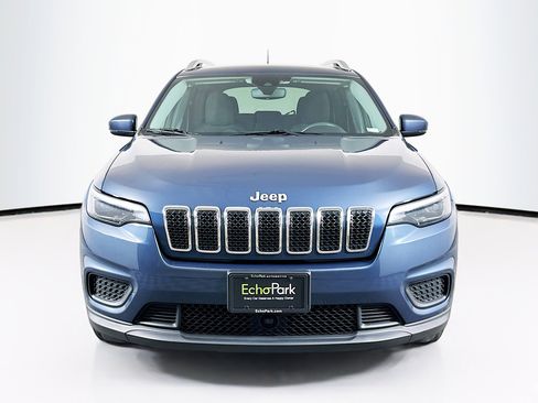 Used 2021 Jeep Cherokee Latitude image 2