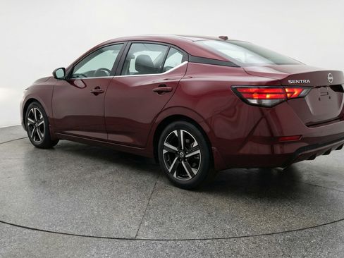 Used 2025 Nissan Sentra SV image 6