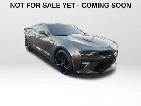 Used 2016 Chevrolet Camaro SS image 1