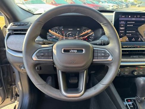 Used 2023 Jeep Compass Latitude w/ Sun and Sound Group image 29