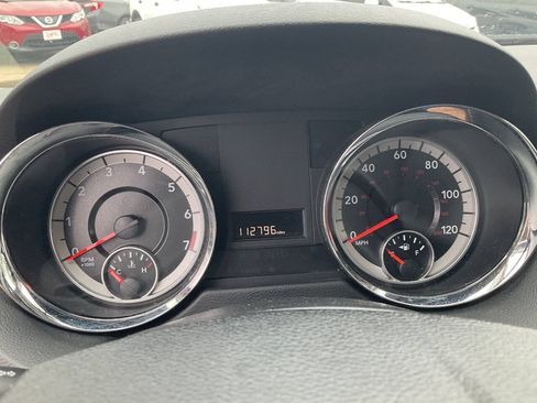 Used 2018 Dodge Grand Caravan SE FWD image 15
