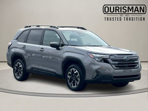 Certified 2025 Subaru Forester Premium image 1
