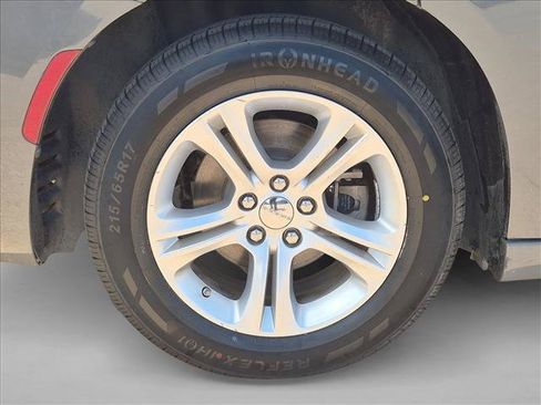 Used 2023 Dodge Charger SXT RWD image 22