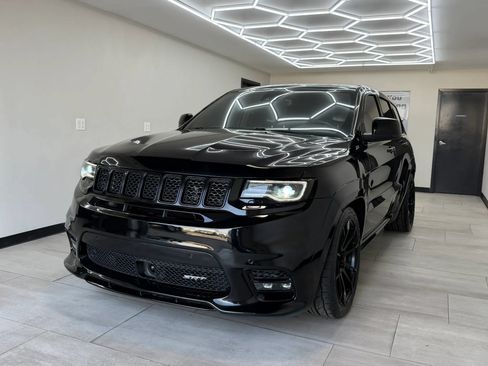 Used 2018 Jeep Grand Cherokee SRT AWD/4WD image 2