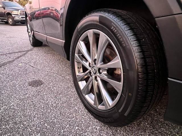 Used 2018 Toyota RAV4 Limited w/ All Weather Liner Package AWD/4WD image 21