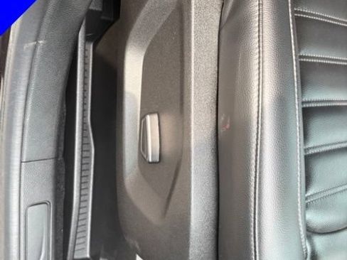 Used 2024 Ford Edge SEL AWD/4WD image 34