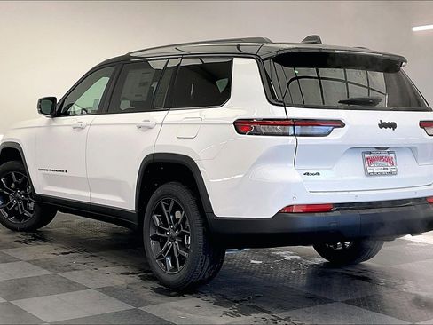 New 2025 Jeep Grand Cherokee L Limited image 2