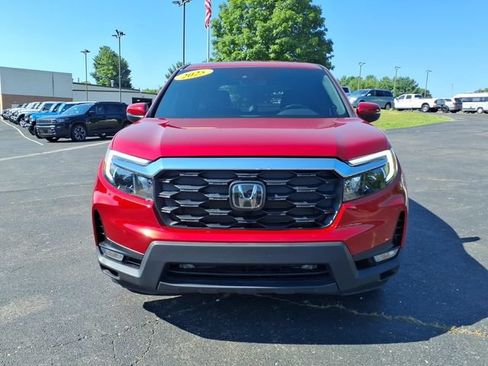 Used 2025 Honda Passport EX-L image 2
