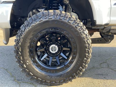 Used 2020 Ford F350 Platinum image 10