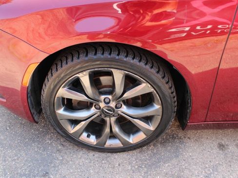 Used 2015 Chrysler 200 S w/ Comfort Group image 38