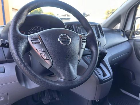 Used 2021 Nissan NV200 S FWD image 11