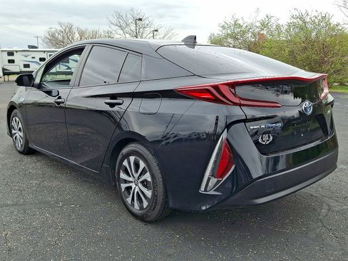 Used 2022 Toyota Prius Prime XLE FWD image 22