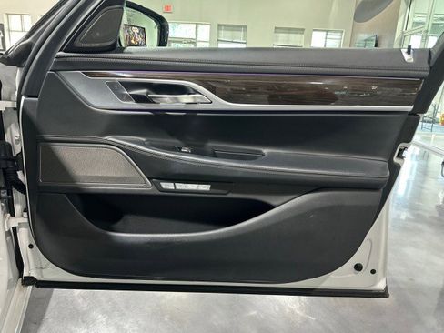 Used 2017 BMW 750i xDrive AWD/4WD image 45