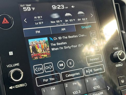 Used 2025 Subaru Crosstrek 2.0i Premium image 21