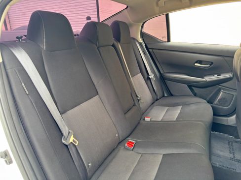 Used 2022 Nissan Sentra SV w/ All-Weather Package FWD image 32