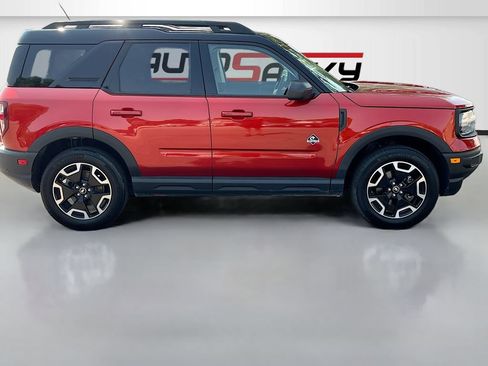 Used 2024 Ford Bronco Sport Outer Banks w/ Tech Package AWD/4WD image 8