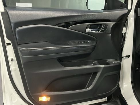Used 2021 Honda Passport Touring image 9