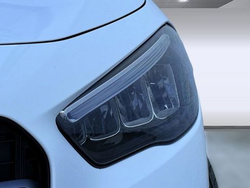 New 2025 Mercedes-Benz GLA 250 image 11