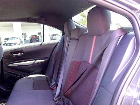 Used 2024 Toyota Corolla SE w/ SE Premium Package FWD image 23