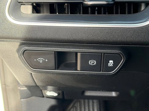 Certified 2025 Kia K4 GT-Line w/ GT-Line Premium Package FWD image 19