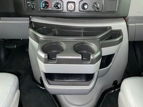 Used 2014 Ford E-350 and Econoline 350 XL w/ Power Windows & Locks Group RWD image 21