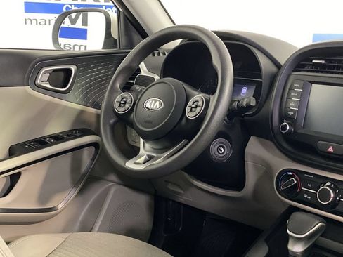 Used 2021 Kia Soul S FWD image 14