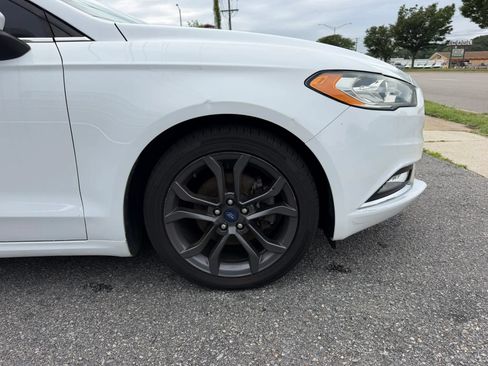 Used 2018 Ford Fusion S w/ Equipment Group 101A FWD image 19