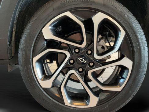 Used 2024 Chevrolet Trax RS w/ Driver Confidence Package FWD image 28