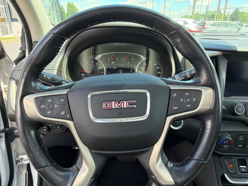 Used 2018 GMC Terrain Denali w/ Advanced Safety Package AWD/4WD image 14