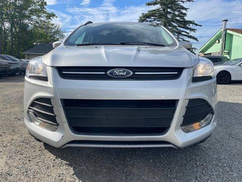 Used 2014 Ford Escape SE w/ Equipment Group 201A FWD image 3