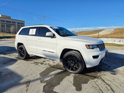 Used 2020 Jeep Grand Cherokee Altitude