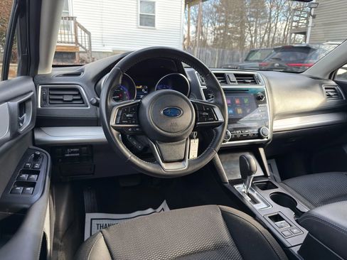 Used 2018 Subaru Outback 2.5i Premium image 31