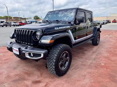 Used 2023 Jeep Gladiator Sport AWD/4WD image 1