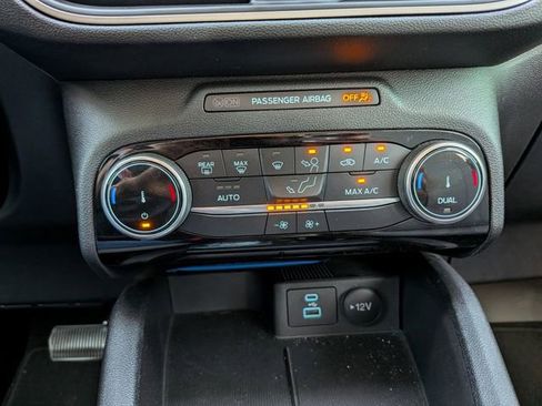 Used 2022 Ford Escape SE w/ Convenience Package image 22