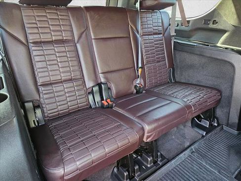 Used 2023 Cadillac Escalade ESV Sport Platinum w/ LPO, ONYX Package image 21