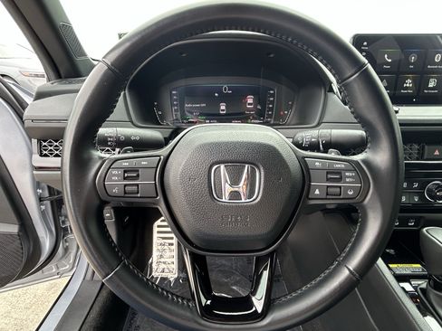 Used 2025 Honda Accord Sport image 24