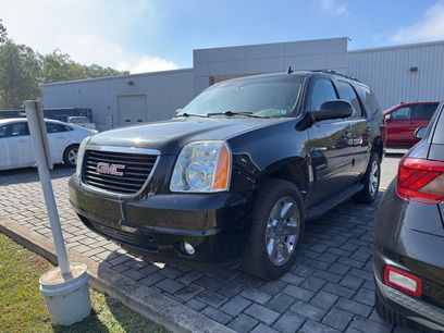 Used 2014 GMC Yukon SLT w/ SLT-2 Equipment Package