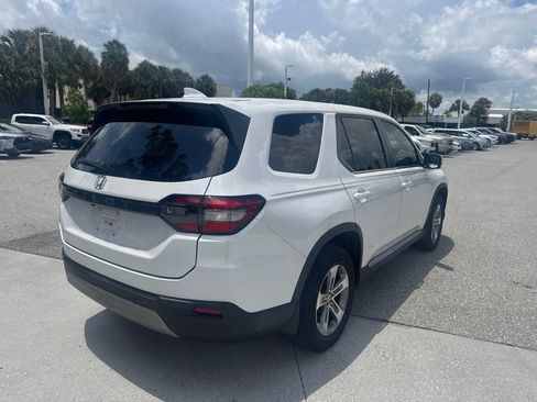 Used 2023 Honda Pilot EX-L image 3