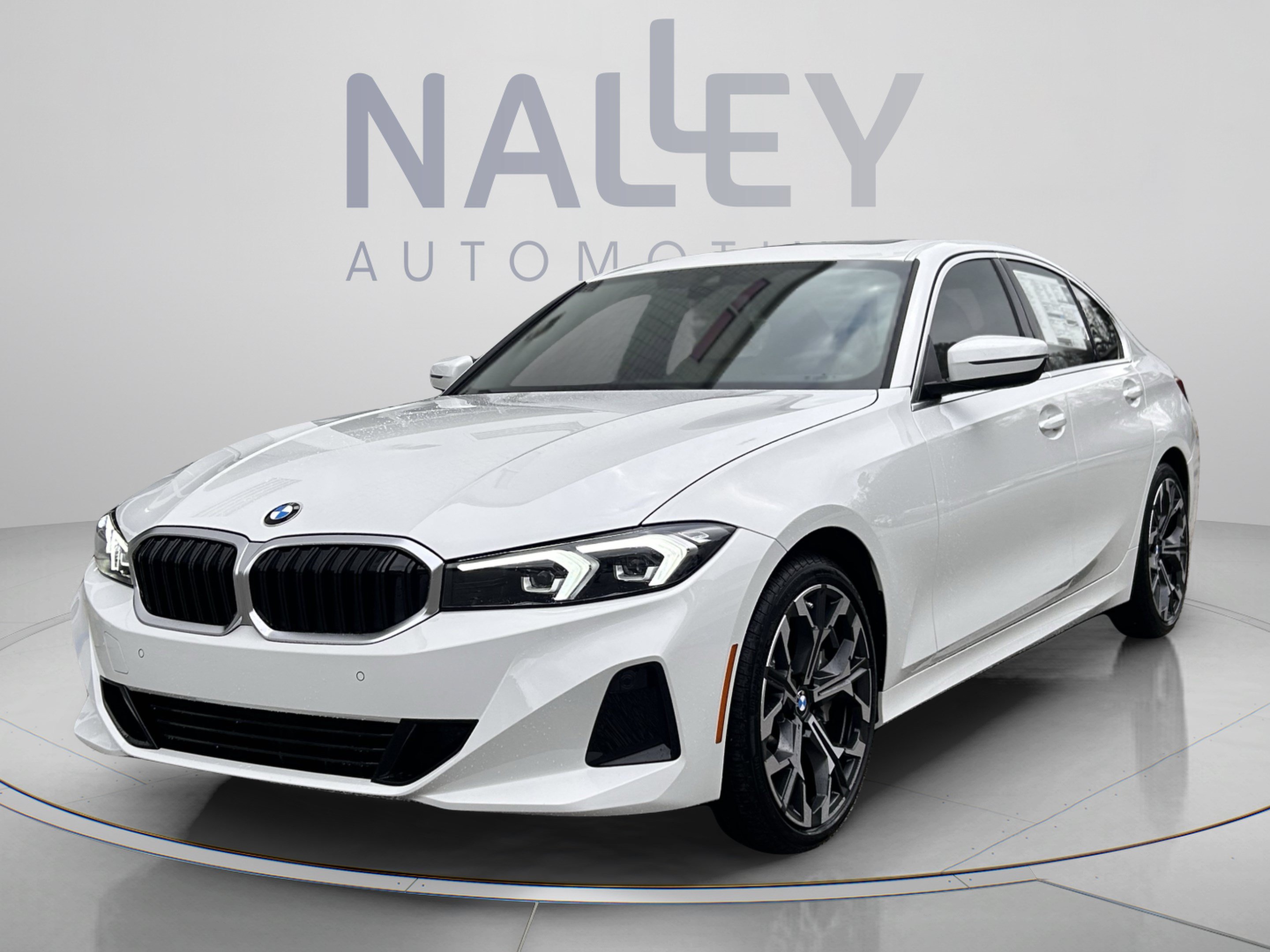 Used 2026 BMW 330i Sedan w/ Premium Package RWD image 1