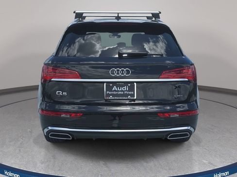 Used 2023 Audi Q5 2.0T Premium w/ Convenience Package AWD/4WD image 9