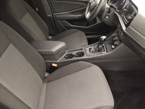 Used 2021 Volkswagen Jetta S w/ Driver Assistance Package image 21