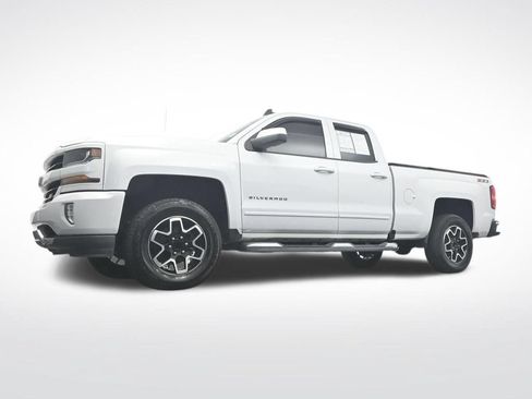 Used 2017 Chevrolet Silverado 1500 LT w/ All Star Edition AWD/4WD image 38