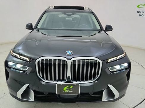 Used 2025 BMW X7 xDrive40i w/ Premium Package AWD/4WD image 16