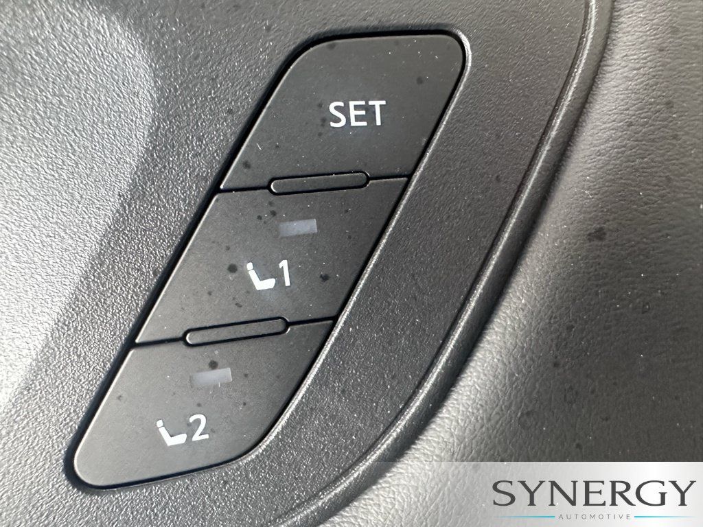 Used 2023 Nissan Rogue SL w/ SL Premium Package FWD image 21